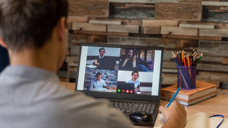 Fostering policy dialogue on youth, migration and integration